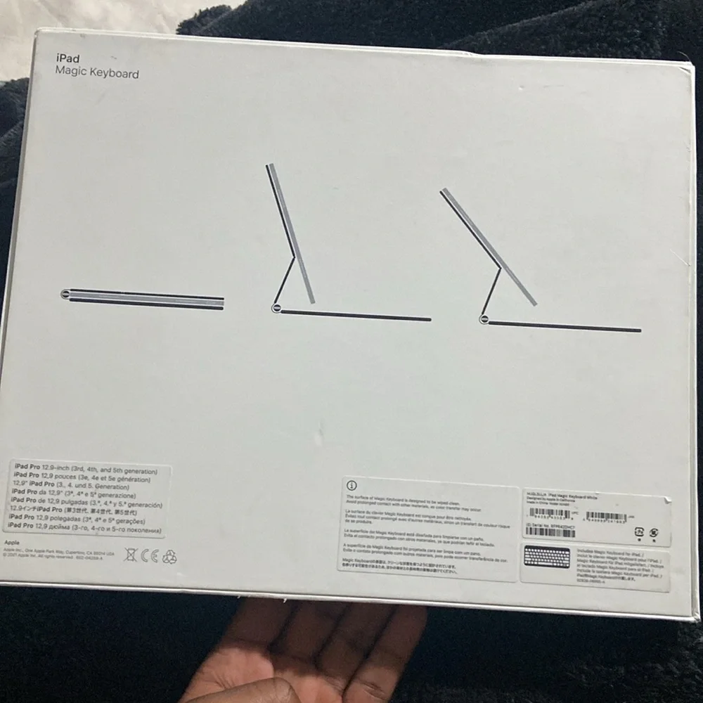 iPad Magic Keyboard (3rd, 4th, and 5th generation only)